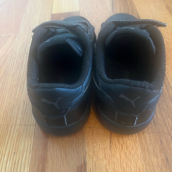 Puma Black Sneakers with Velcro Straps and Non-Marking Sole - Picture 3 of 3